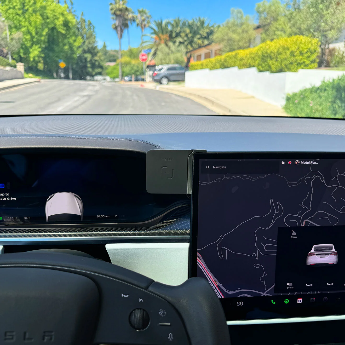 MagBak Phone Mount And Charger for Tesla - Image 41